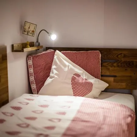 Haus Barrett By Monicare * Seefeld w Tirolu